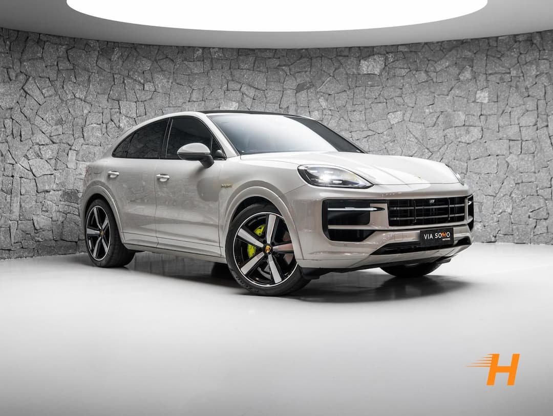 PORSCHE CAYENNE  CP PHE